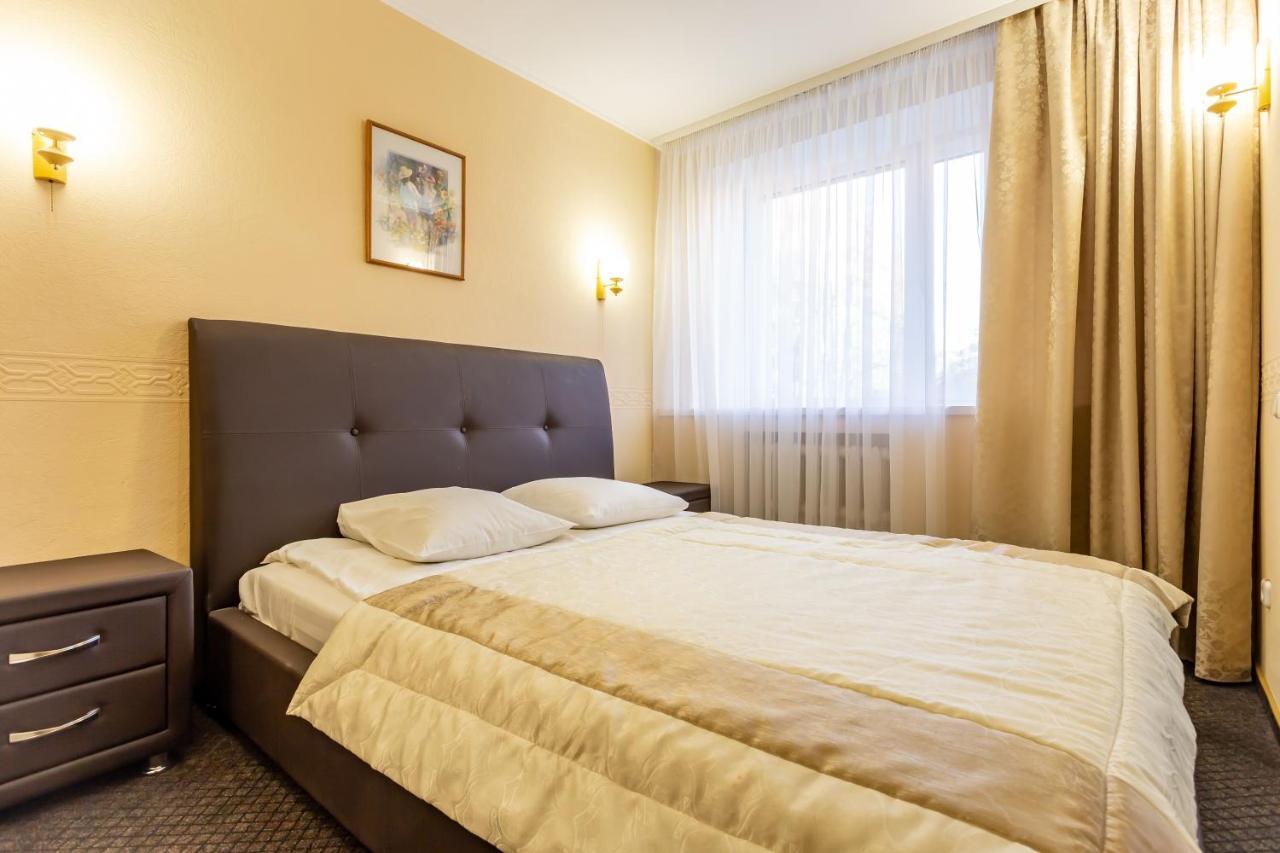 Turist Hotel Gomel Exterior foto